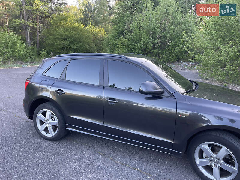 Внедорожник / Кроссовер Audi Q5 2010 в Шишаки