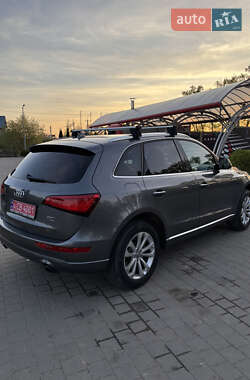 Внедорожник / Кроссовер Audi Q5 2015 в 