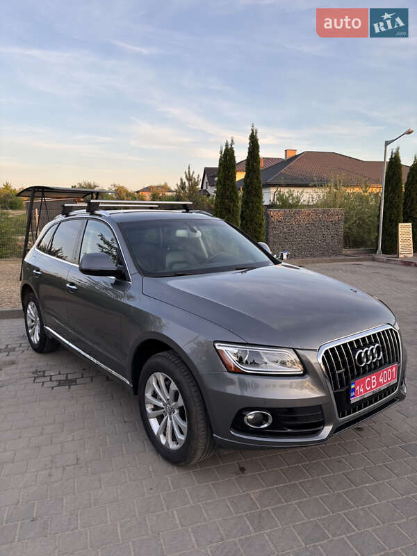 Внедорожник / Кроссовер Audi Q5 2015 в Самборе