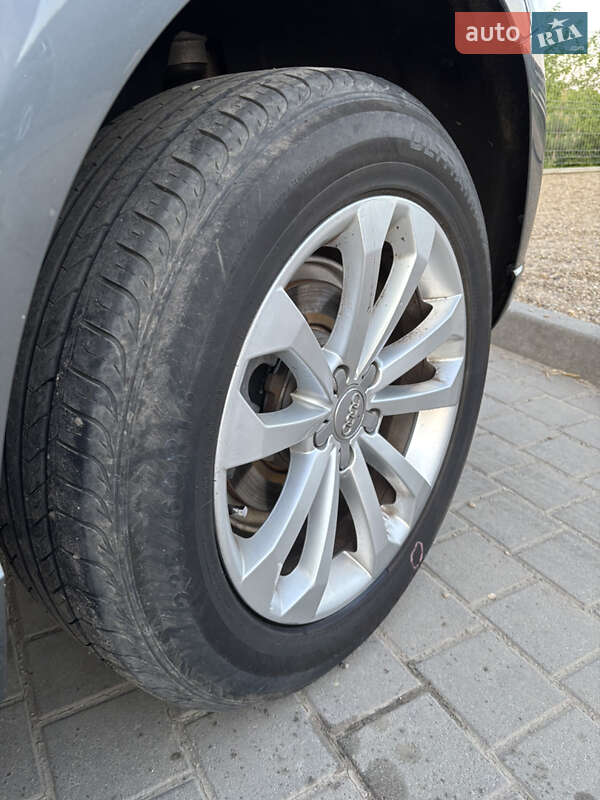 Внедорожник / Кроссовер Audi Q5 2015 в Самборе