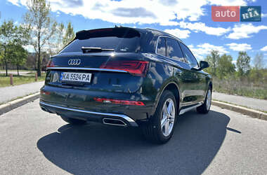 Внедорожник / Кроссовер Audi Q5 2023 в 
