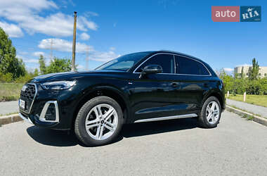 Внедорожник / Кроссовер Audi Q5 2023 в 