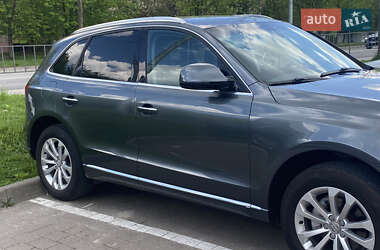 Позашляховик / Кросовер Audi Q5 2016 в 
