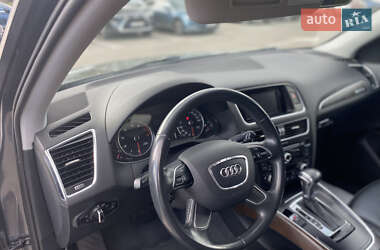 Позашляховик / Кросовер Audi Q5 2016 в 