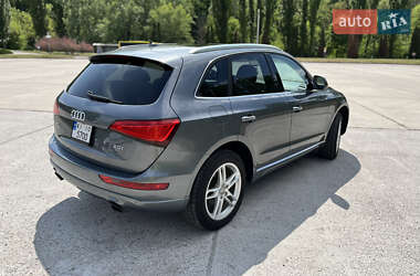 Внедорожник / Кроссовер Audi Q5 2015 в 