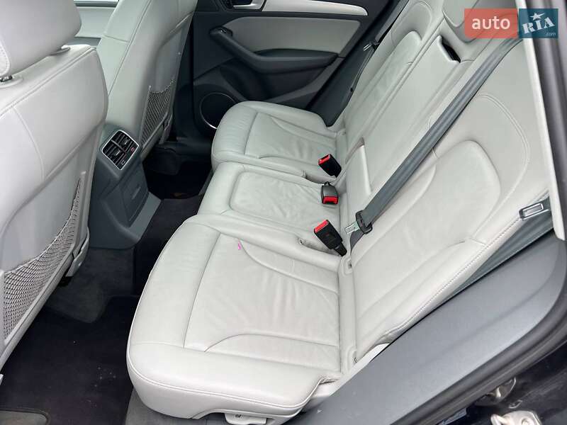 Внедорожник / Кроссовер Audi Q5 2015 в Киеве