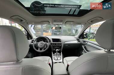 Внедорожник / Кроссовер Audi Q5 2015 в 