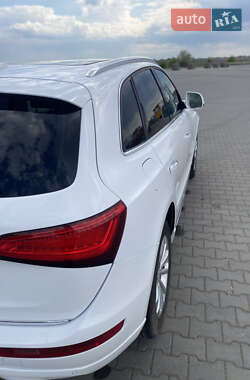 Внедорожник / Кроссовер Audi Q5 2015 в 
