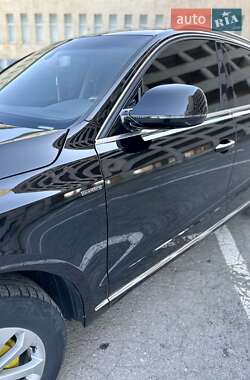 Внедорожник / Кроссовер Audi Q5 2015 в 