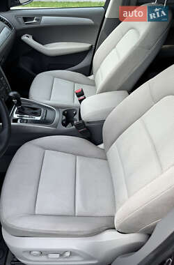 Внедорожник / Кроссовер Audi Q5 2010 в 