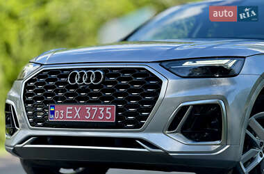 Внедорожник / Кроссовер Audi Q5 2021 в 