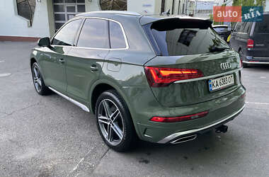 Внедорожник / Кроссовер Audi Q5 2021 в 