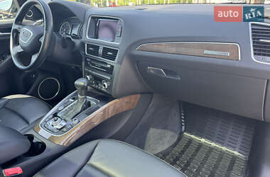Внедорожник / Кроссовер Audi Q5 2016 в 