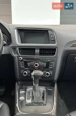 Внедорожник / Кроссовер Audi Q5 2014 в 