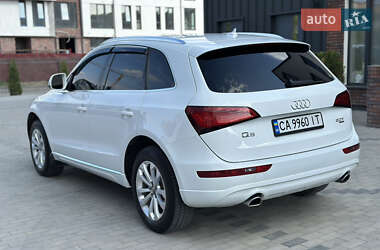 Позашляховик / Кросовер Audi Q5 2012 в 