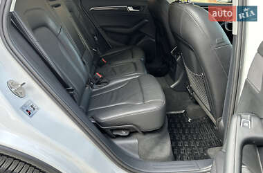 Позашляховик / Кросовер Audi Q5 2012 в 