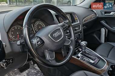 Внедорожник / Кроссовер Audi Q5 2016 в 