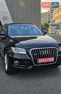 Внедорожник / Кроссовер Audi Q5 2016 в 
