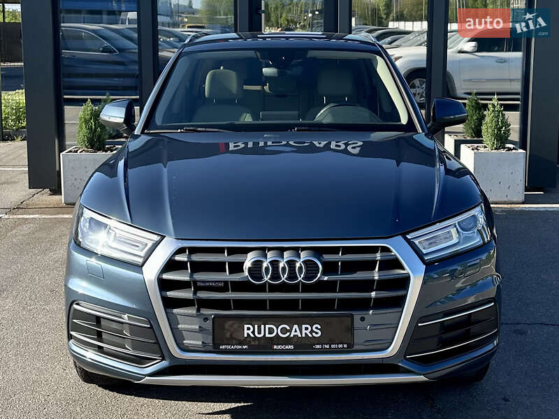Внедорожник / Кроссовер Audi Q5 2018 в Кременчуге