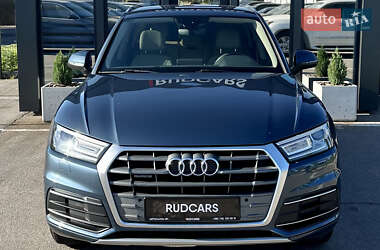 Внедорожник / Кроссовер Audi Q5 2018 в 