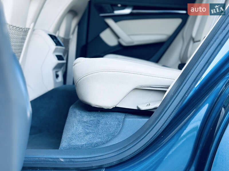 Внедорожник / Кроссовер Audi Q5 2018 в Кременчуге