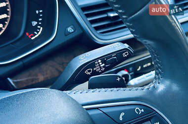Внедорожник / Кроссовер Audi Q5 2018 в 