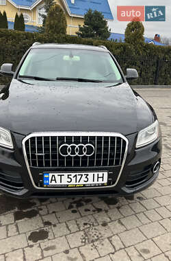 Позашляховик / Кросовер Audi Q5 2015 в 