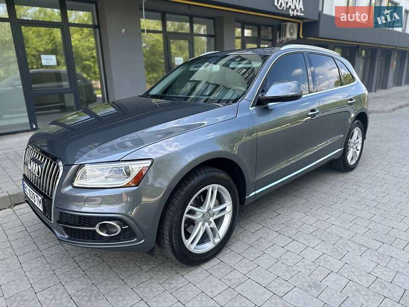 Внедорожник / Кроссовер Audi Q5 2015 в 