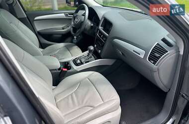 Внедорожник / Кроссовер Audi Q5 2015 в 
