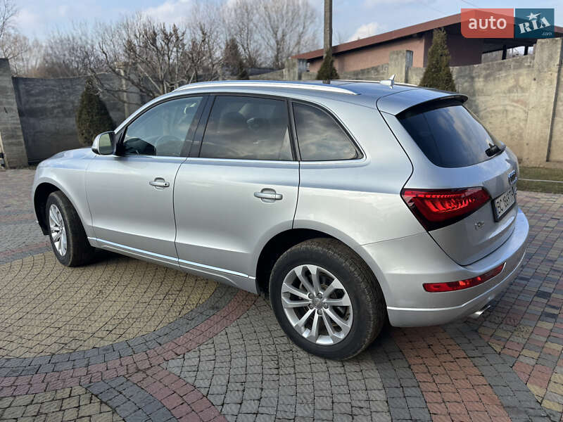 Позашляховик / Кросовер Audi Q5 2013 в Стрию
