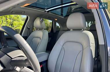 Внедорожник / Кроссовер Audi Q5 2015 в 