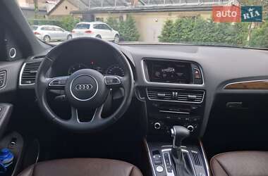 Внедорожник / Кроссовер Audi Q5 2015 в 