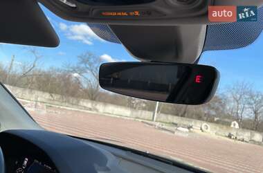 Внедорожник / Кроссовер Audi Q5 2017 в 