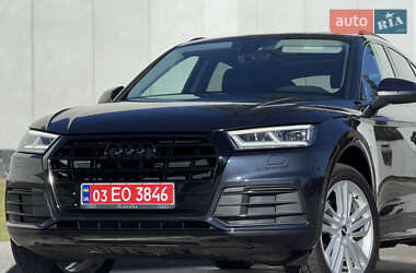 Внедорожник / Кроссовер Audi Q5 2018 в 