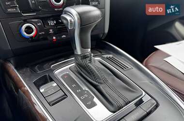 Внедорожник / Кроссовер Audi Q5 2015 в 