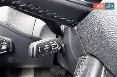 Внедорожник / Кроссовер Audi Q5 2015 в 