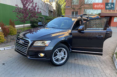 Позашляховик / Кросовер Audi Q5 2016 в Луцьку