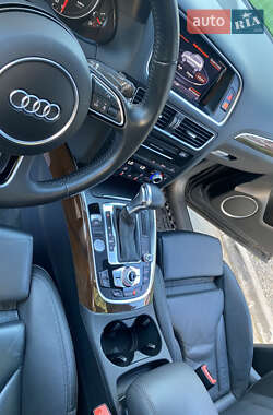 Внедорожник / Кроссовер Audi Q5 2016 в 
