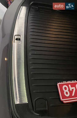 Внедорожник / Кроссовер Audi Q5 2016 в 