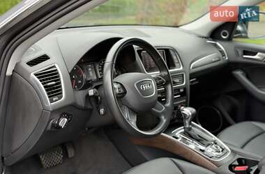 Внедорожник / Кроссовер Audi Q5 2016 в 