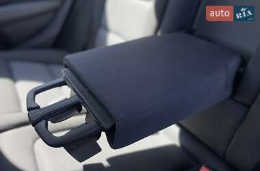 Позашляховик / Кросовер Audi Q5 2013 в 