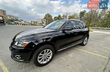Позашляховик / Кросовер Audi Q5 2013 в 