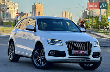 Позашляховик / Кросовер Audi Q5 2012 в 