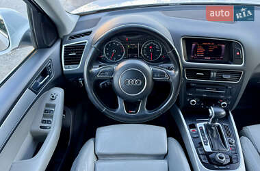 Позашляховик / Кросовер Audi Q5 2012 в 
