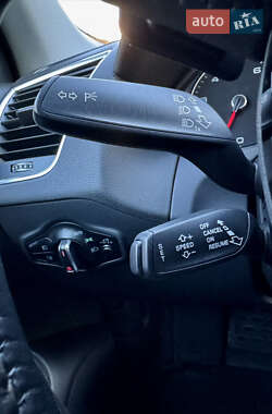 Позашляховик / Кросовер Audi Q5 2012 в 