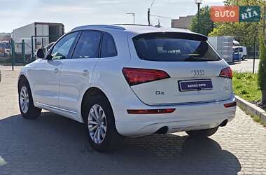 Внедорожник / Кроссовер Audi Q5 2012 в 