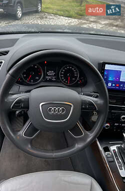 Позашляховик / Кросовер Audi Q5 2015 в 