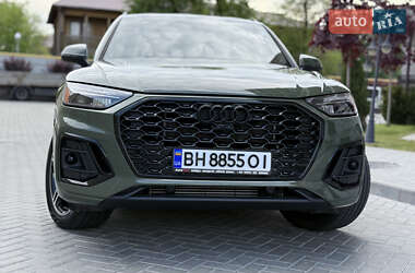 Позашляховик / Кросовер Audi Q5 2021 в 