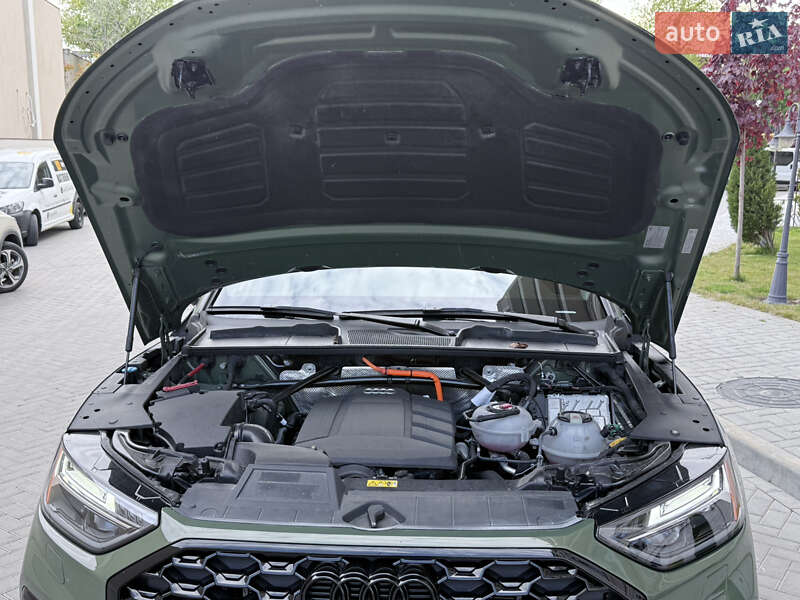 Внедорожник / Кроссовер Audi Q5 2021 в Одессе