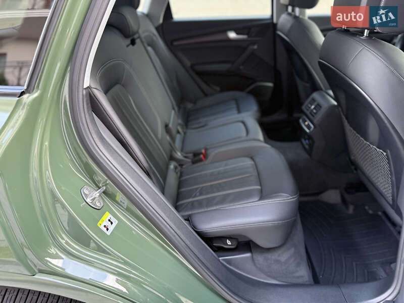 Внедорожник / Кроссовер Audi Q5 2021 в Одессе